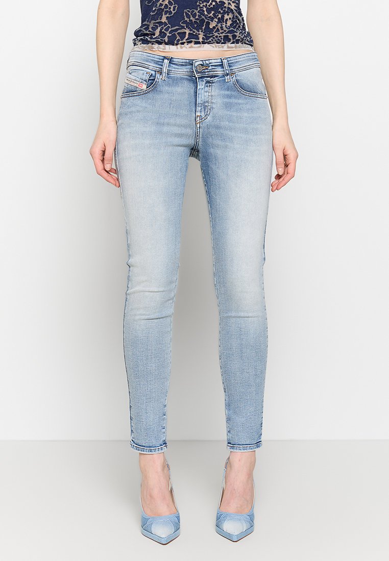 Blugi slim fit