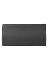 Clutch wallet in pelle sintetica nera con una texture liscia, forma rettangolare e dettagli cuciti lungo i bordi. Nessuna ferramenta visibile.