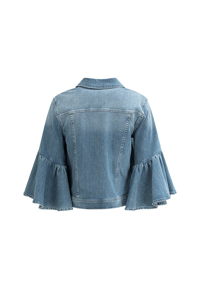 Jeansjacke in hellblauer Farbe, mit weit ausgestellten Glockenärmel, einem Kragen und einer Rückenpasse. Keine sichtbaren Vorderverschluss.