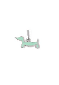 Pendente a forma di bassotto in smalto verde menta con outline argento. Presenta un anello per il fissaggio, una texture liscia e un design semplicistico.