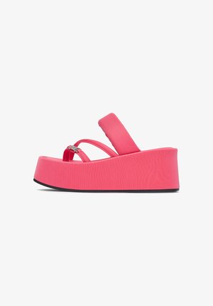 Juicy Couture, - Klapki na obcasie