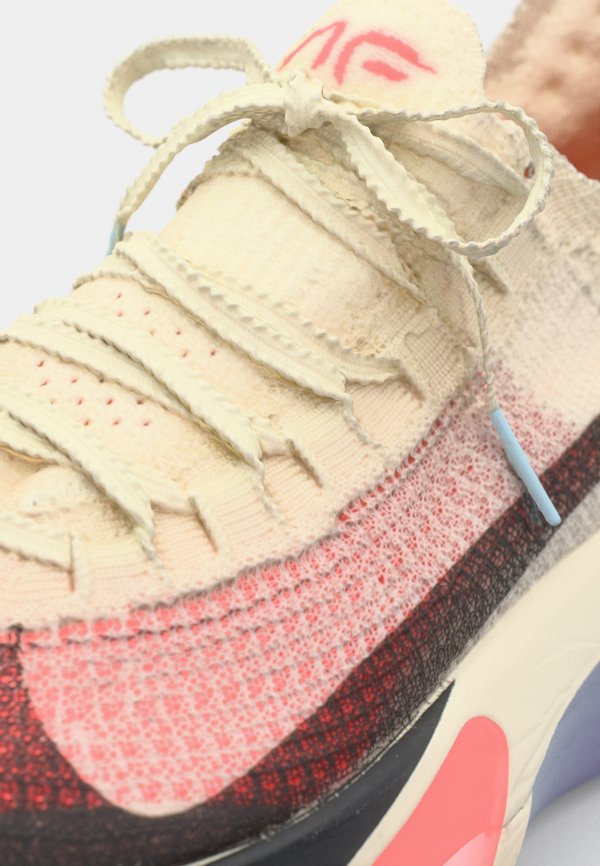 AIR ZOOM ALPHAFLY NEXT% 3 - Road running shoes4