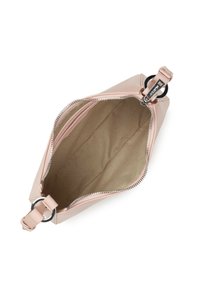 Borsa in pelle rosa chiaro con chiusura a zip, presenta un esterno liscio e un interno in tessuto beige. Dettagli in metallo vicino alla cerniera.
