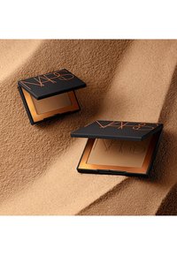 NARS LAGUNA BRONZING POWDER - Bronzer - laguna 06