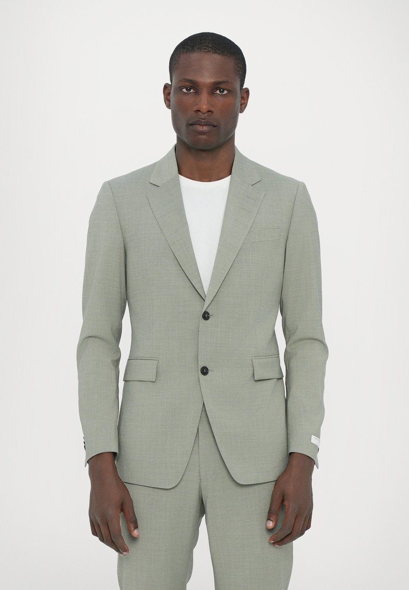 ingredients in green goddess dressing panera 222 Hunter Green Luka Suit – Kingme Menswear & Tuxedos main image 1