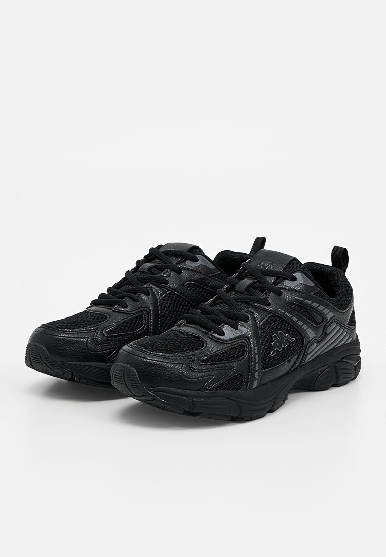 Sneaker low