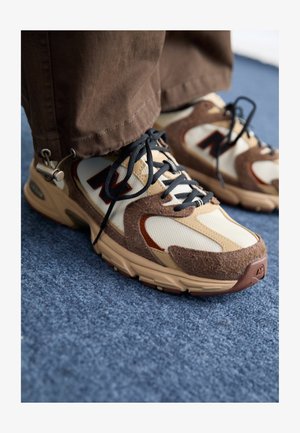 New Balance MR530 UNISEX - Tenisice - dark mushroom