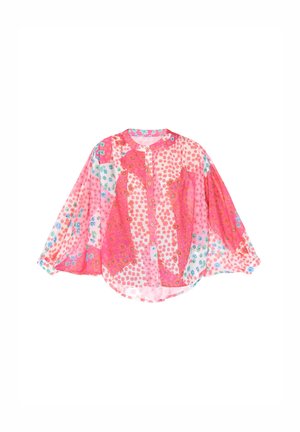 Průhledná růžová blůza s různými vzory včetně teček a květin, s kulatým výstřihem, zapínáním na knoflíky a dlouhými širokými rukávy.