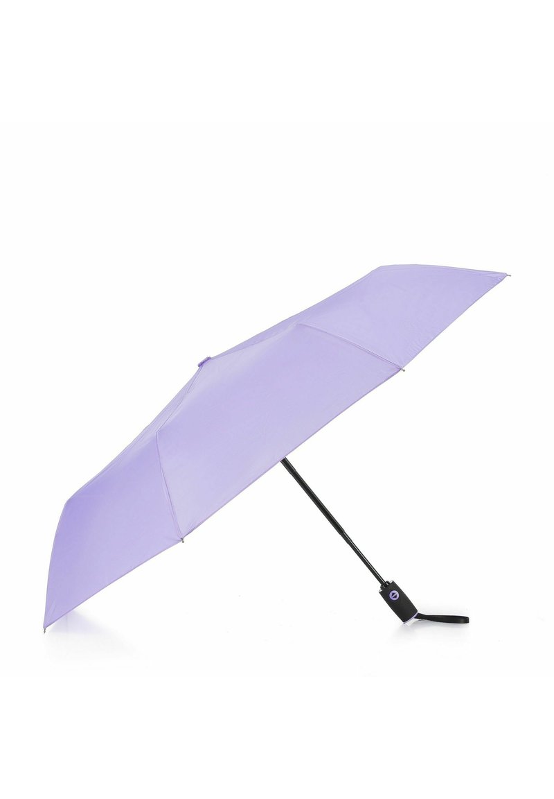 Parapluie violet avec un cadre en métal noir, une poignée droite et un design anglé unique. La toile est lisse et ne présente aucun motif ni accent.