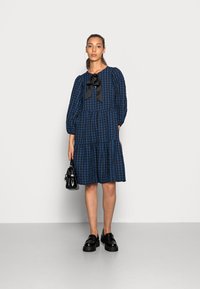 YAS YASCHARLIE BOW DRESS  VIP - Vestido de dia - black