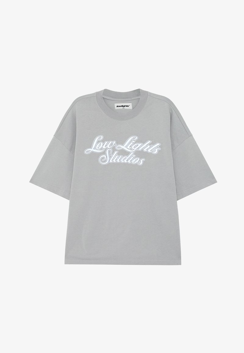 LOW LIGHTS STUDIOS® SHUTTER - Μπλουζάκι με στάμπα - light grey