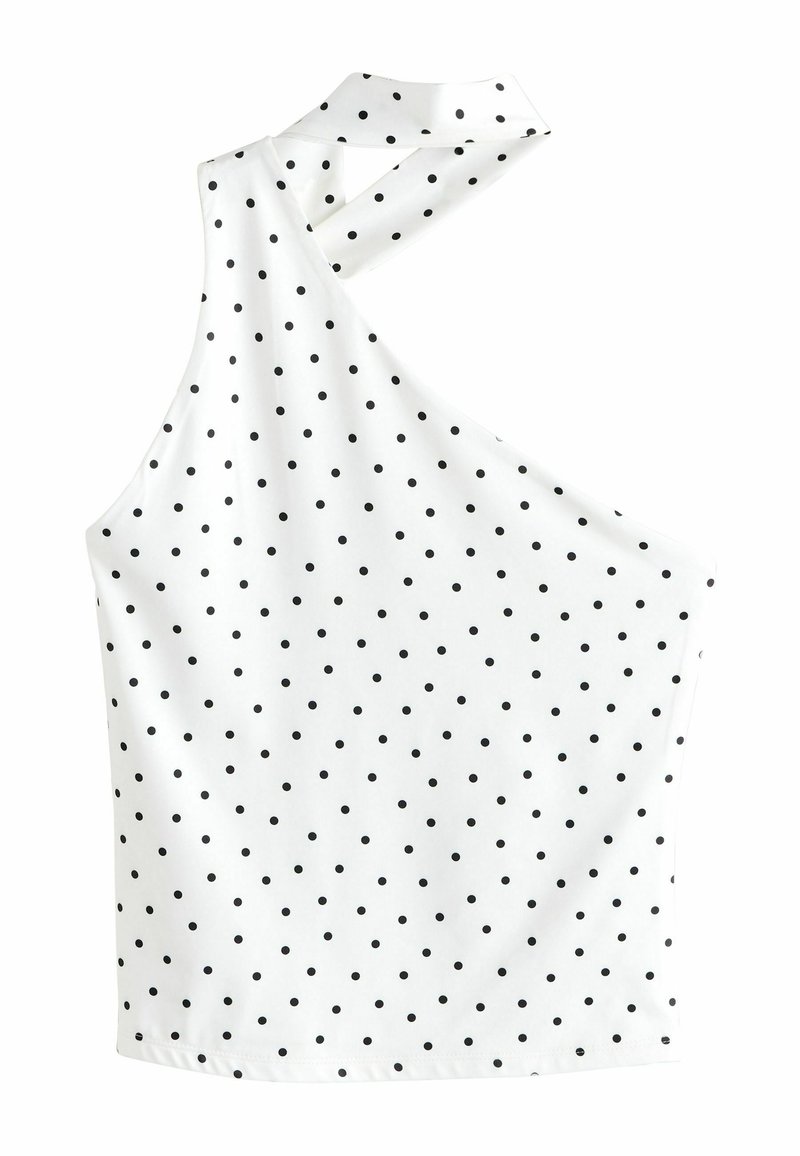 Weißes Stofftanktop mit schwarzen Punkten, das ein asymmetrisches Trägerdesign und eine glatte, leichte Textur aufweist.