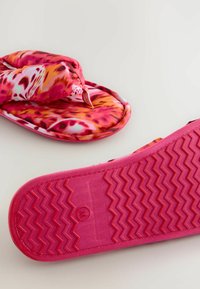 Next REGULAR FIT - PADDED TOE  - Lahtised kingad - pink animal