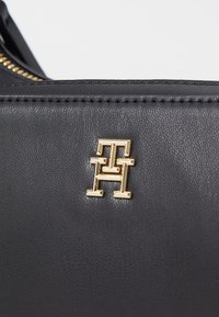Tommy Hilfiger - Torebka
