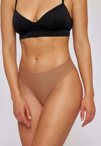 SNOCKS 3 PACK jasny brąz