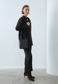 Zign LEATHER - Handbag - black