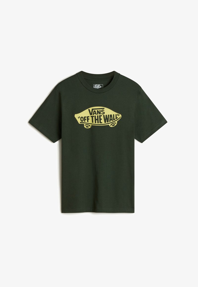 Tummanvihreä puuvillapaita, jossa on keltainen "Vans 'OFF THE WALL'" -logo keskellä etuosaa. Lyhyet hihat ja pyöreä kaula-aukko.