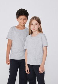 Tezenis Jednoduché tričko - Grau - 031 - Grigio Melange Chiaro