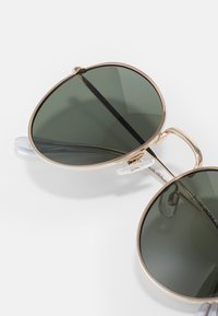 Jack & Jones JACRYDER SUNGLASSES UNISEX - Óculos de sol - gold-coloured