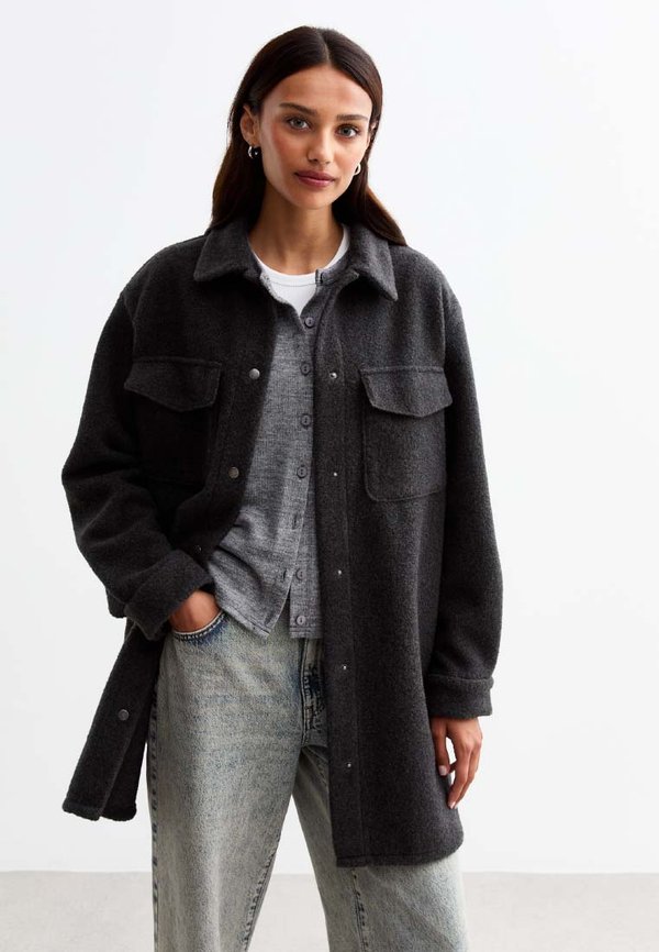 PRESS STUD - Kurzmantel