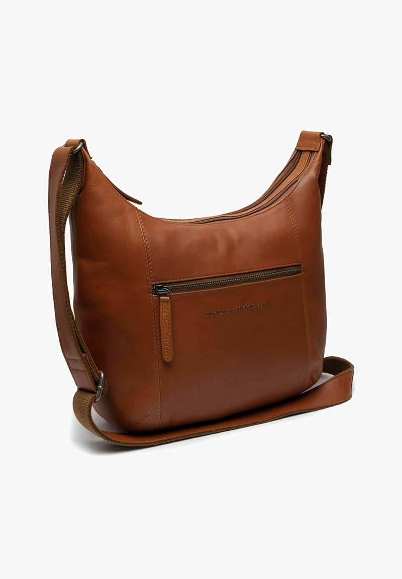 Borsa a tracolla in pelle marrone con zip superiore, tracolla regolabile e tasca anteriore con zip. Texture liscia e design minimalista.