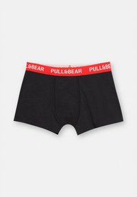 Fekete boxer nadrág piros rugalmas derékpánttal, amelyen fehér színnel a "PULL&BEAR" felirat található. Puha anyagú, testhezálló fazon, elöl nyitott kivitelben.