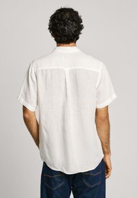 Thumbnail Image 3