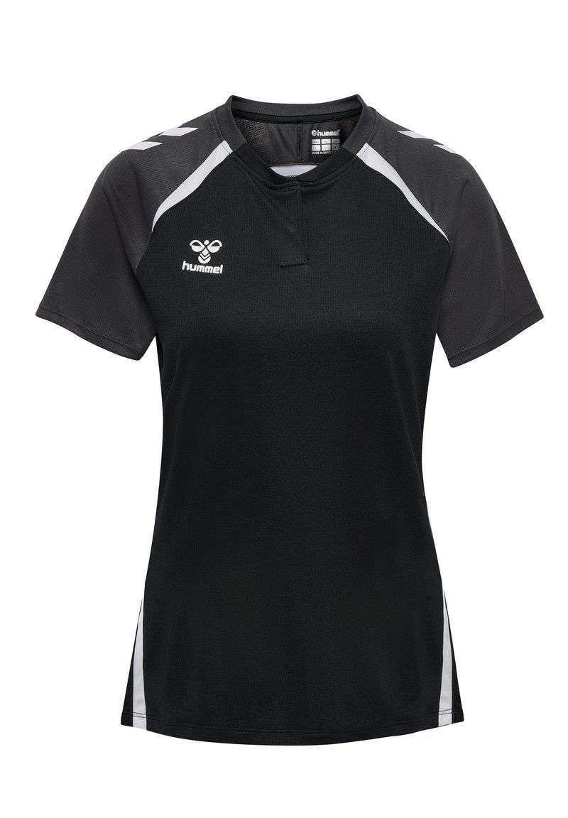 Zwarte sportjersey met korte mouwen, met witte accenten en een subtiele textuur. Logo op het linkerkant van de borst, collloze ontwerp.