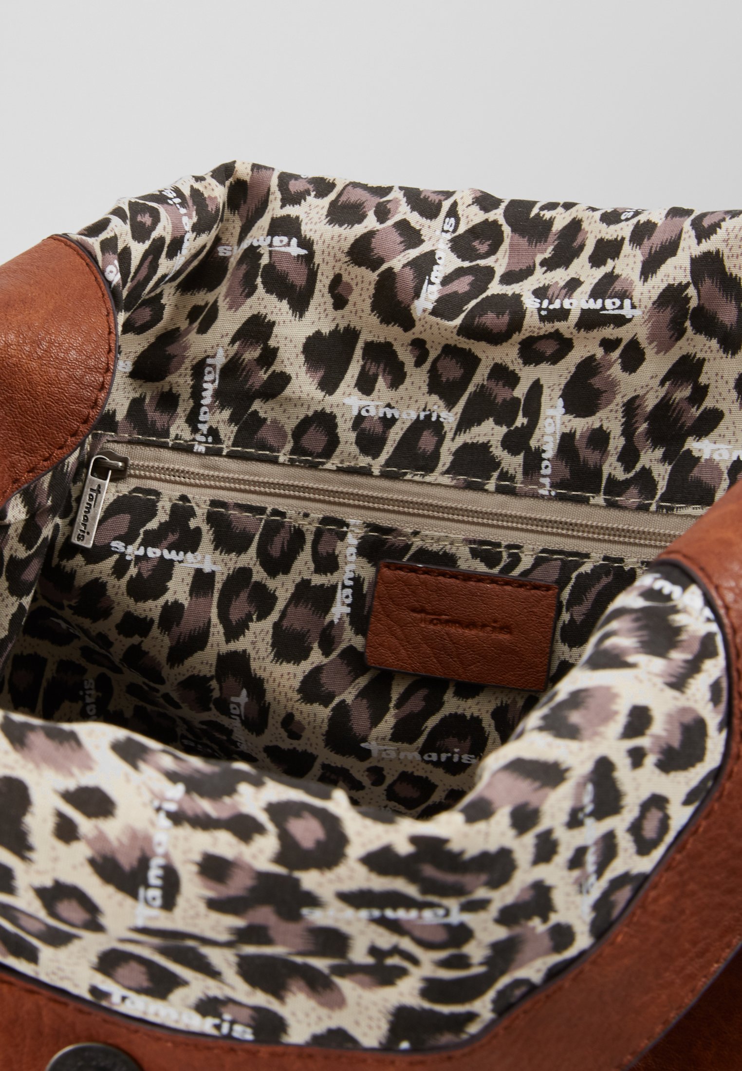 Tamaris BERNADETTE HOBO BAG Håndveske cognackonjakk Tamaris BERNADETTE Håndveske cognackonjakk Zalando.no