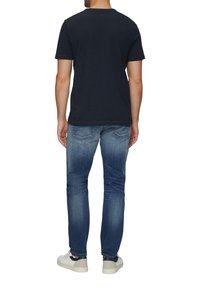 s.Oliver MIT FRONTPRINT - Triko s potiskem - navy