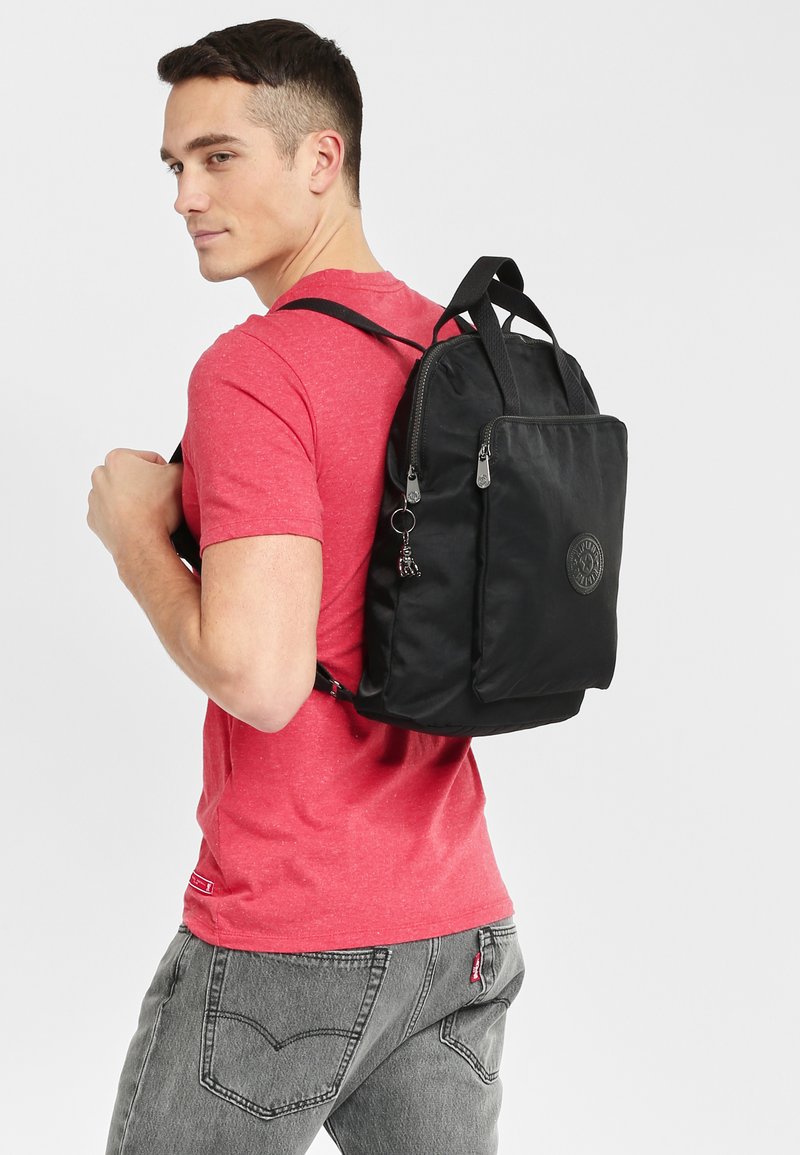 Kipling KAZUKI BE UN - Zaino - rich black