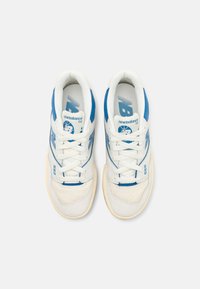 New Balance 550 - Tenisice - off-white/beige/light blue