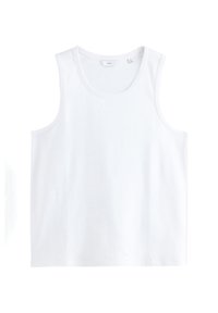 Balts kokvilnas topiņš ar apaļu izgriezumu un platām plecu lencēm. Gluda tekstūra un vienkāršs dizains bez redzamām rakstām vai akcentiem.