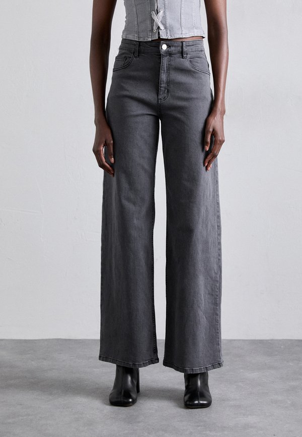 NICETTE - Jeans Relaxed Fit