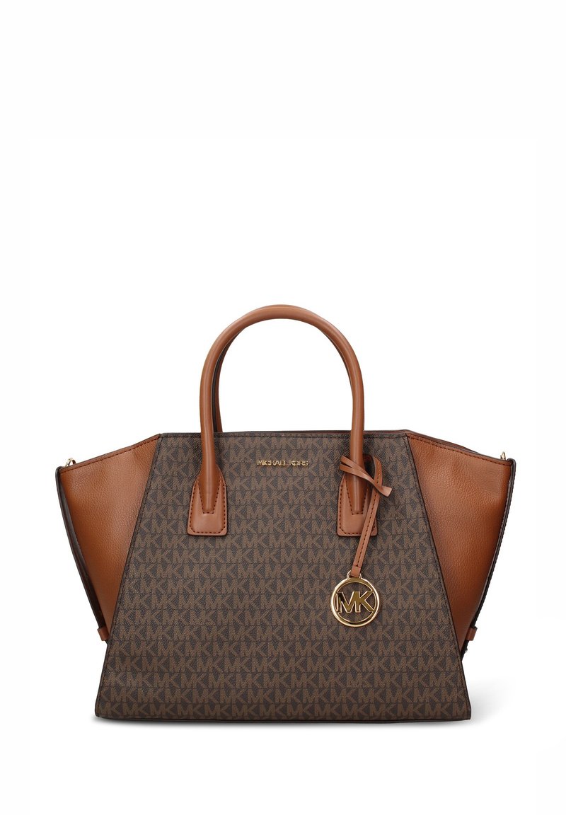 Bruine designertas met monogrampatroon, gestructureerde vorm, dubbele bovenhandgrepen en een gouden logo-bedeltje. Gladde en gestructureerde lederen accenten.