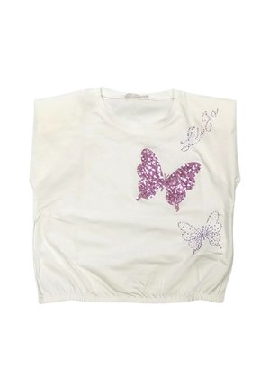Top corto bianco realizzato in tessuto morbido, presenta disegni di farfalle glitterate rosa e piccoli accenti decorativi, con un orlo arricciato nella parte inferiore.