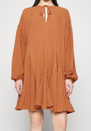 Vardagsklänning - orange
