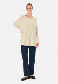 Masai Kalhoty - navy