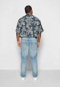 Redefined Rebel STOCKHOLM DESTROY PLUS - Calças de ganga justas - soft water