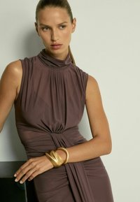 Reiss DANIELLA SHEER RUCHED  - Alkalmi viselet - taupe