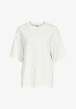 Λευκή oversized T-shirt από μαλακό βαμβάκι, με στρογγυλή λαιμόκοψη και κοντά μανίκια με απλή υφή. Χωρίς σχέδια ή διακοσμητικά στοιχεία.