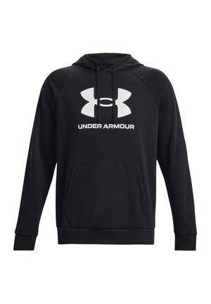 Zwarte hoodie gemaakt van een katoenmix, met een buidelzak, ribgebreide manchetten en een groot wit Under Armour-logo op de voorkant.