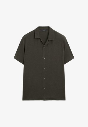 Donkergroen olijfgroene button-up shirt met korte mouwen, een campkraag, vijf knopen aan de voorkant en een eenvoudig, patroonloos ontwerp.