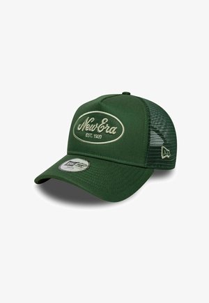 Donkergroene New Era baseballpet met mesh achterkant, gebogen klep en geborduurd logo "New Era EST. 1920" op het voorpaneel.