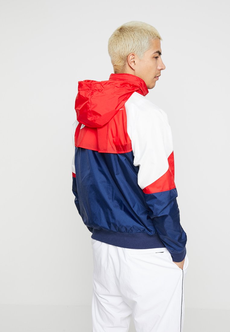 Nike Sportswear Leichte Jacke midnight navyuniversity red Nike Sportswear Leichte Jacke university redsummit white