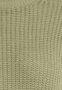 b.young Pullover - oil green