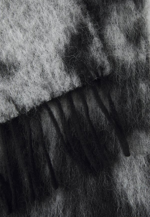 AINAINEN UNIKKO - Scarf3