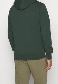 GANT Jersey con capucha - dark green