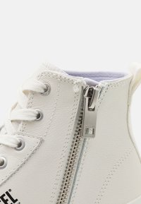 Diesel S-ATHOS DV MID - Höga sneakers - white