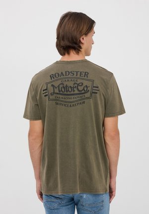 Terranova - T-shirt z nadrukiem